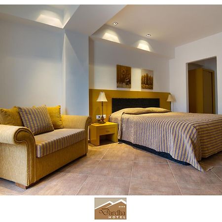 Hotel Dardha Room photo